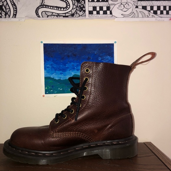Dr. Martens Shoes - Brown Doc Martens size 7